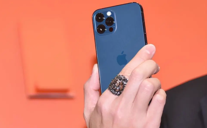 赤水苹果手机维修分享iPhone12系列重启方法教程 